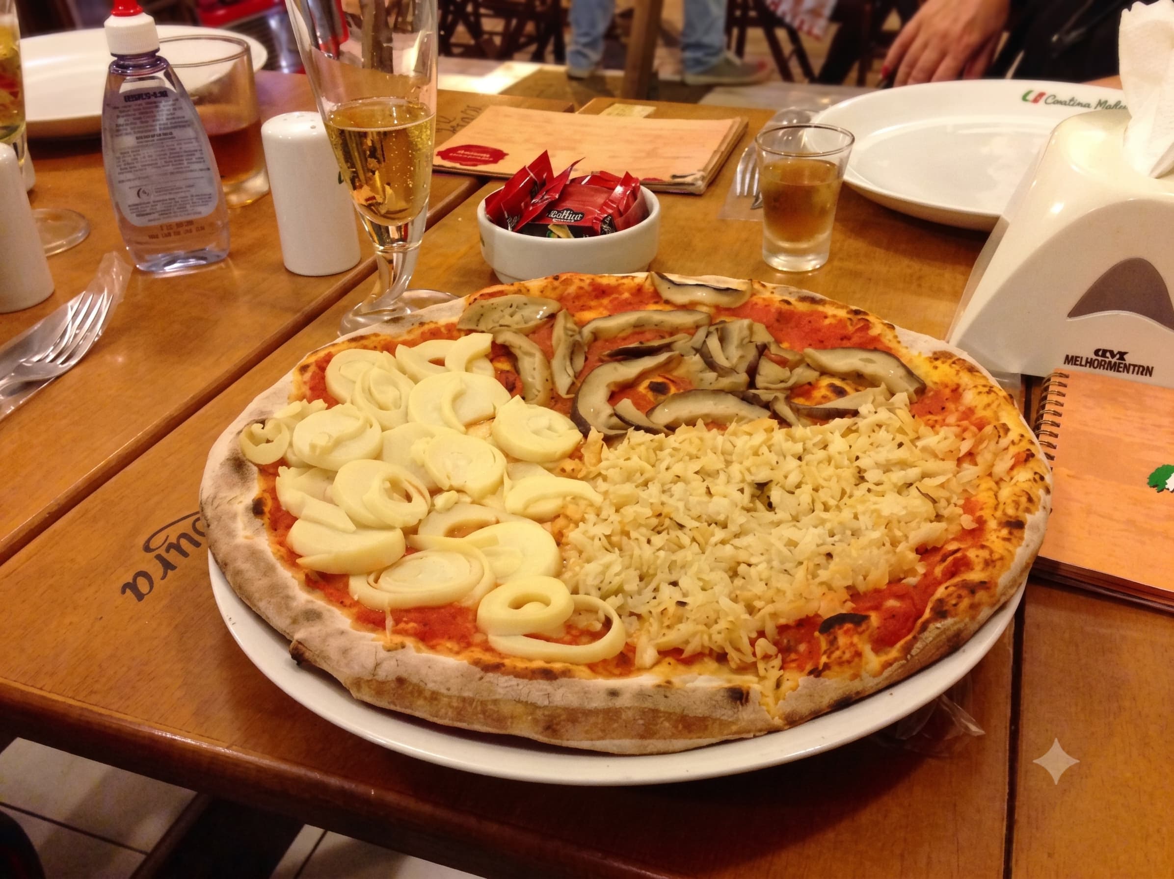 Pizza artesanal Cantina Itália 1