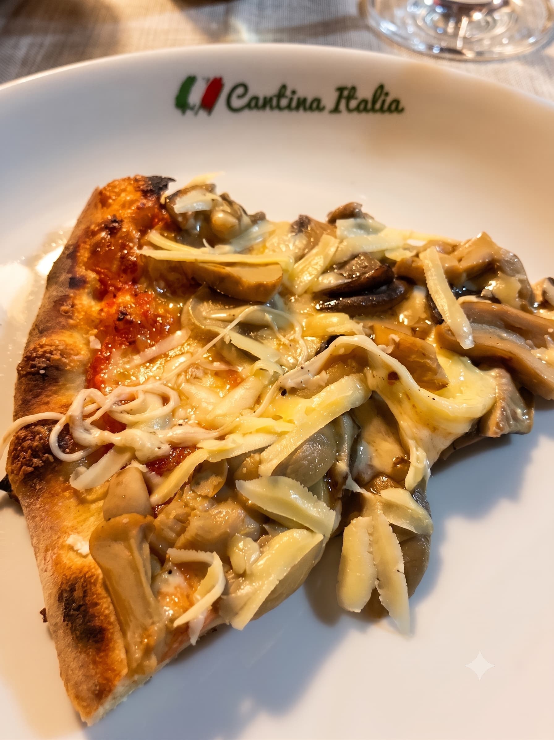 Pizza artesanal Cantina Itália 2